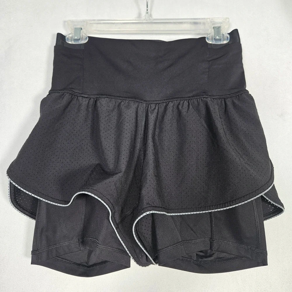 Lululemon Active Shorts Women 8 Black Layered Running Training Athletic Gym Yoga